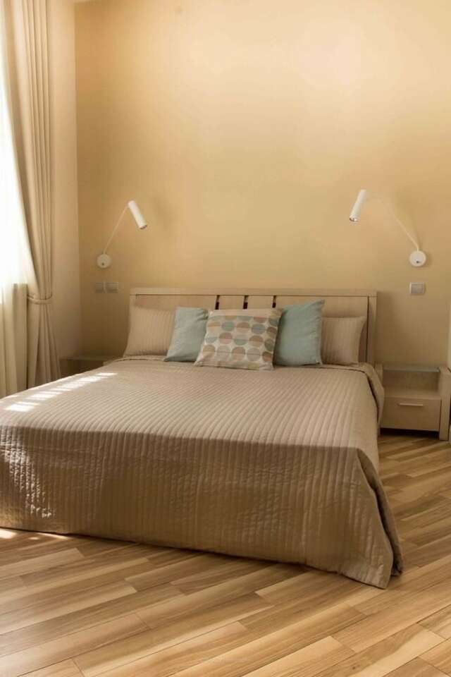 Апартаменты Luxury apartment for long term rent 1500 USD Вишневое-3